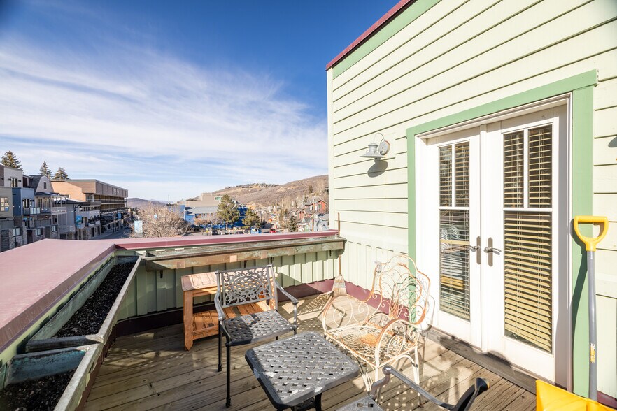 More Photos Of 186 Main St, Park City Freestanding For Sale