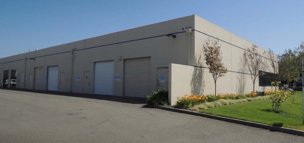 More Photos Of 14433-14439 Catalina St, San Leandro Unknown For Lease