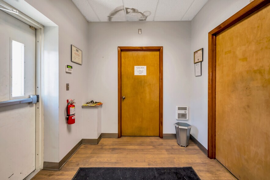 More Photos Of 373 High St, Wilkes Barre Manufacturing For Lease