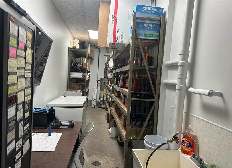 More Photos Of 504 Main St, Varna Restaurant For Sale