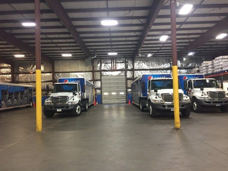 More Photos Of 30 Pocono Rd, Brookfield Warehouse For Sale