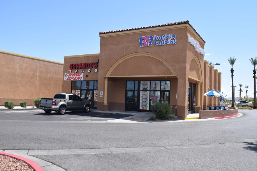 More Photos Of 9765 W. Flamingo Rd., Las Vegas Restaurant For Lease