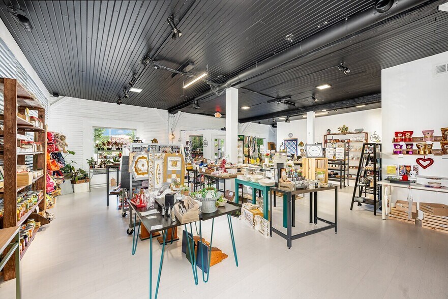 More Photos Of 46-50 S 1st St, Miamisburg Storefront Retail Office For Lease