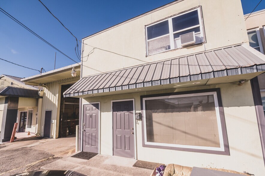 More Photos Of 3223 25th St, Metairie Loft Creative Space For Sale