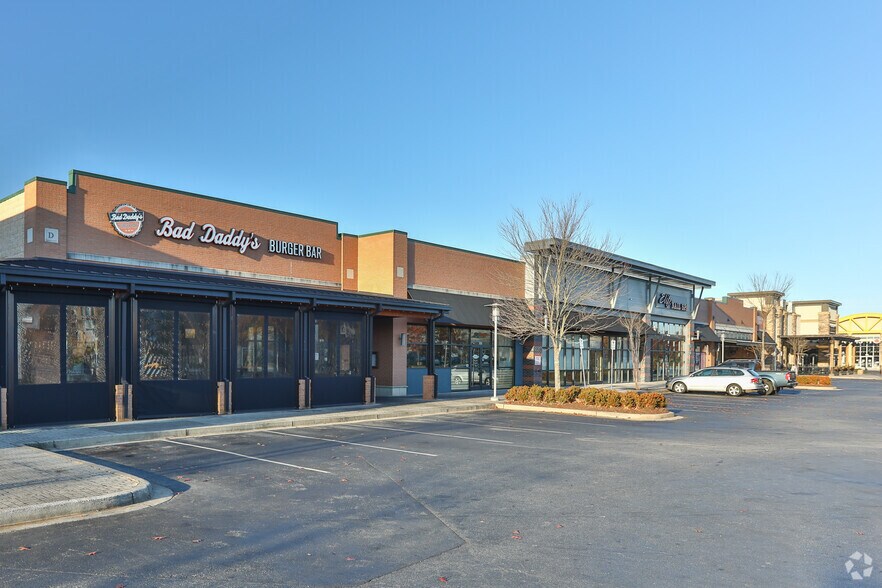 More Photos Of 1025 Woodruff Rd, Greenville Unknown For Lease