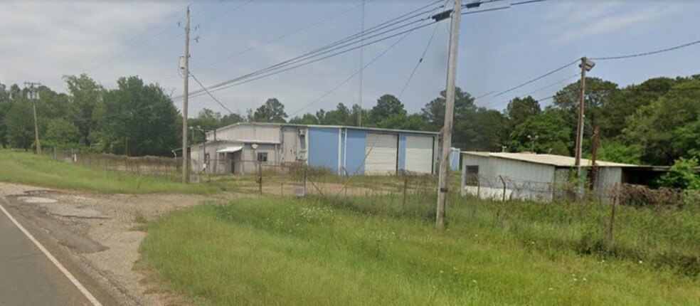 More Photos Of 1995 State Highway 42, Overton Warehouse For Sale
