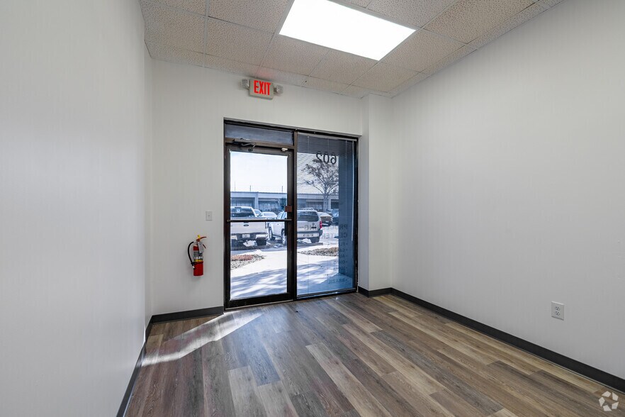 More Photos Of 13190 56th Ct, Clearwater Unknown For Lease