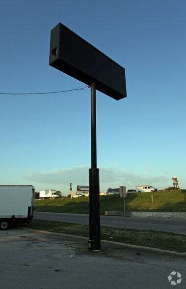 More Photos Of 10240-10242 N Walton Walker Blvd, Dallas Freestanding For Lease