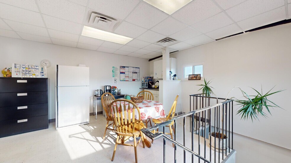 More Photos Of 1327-1331 Macklind Ave, Saint Louis Office For Sale
