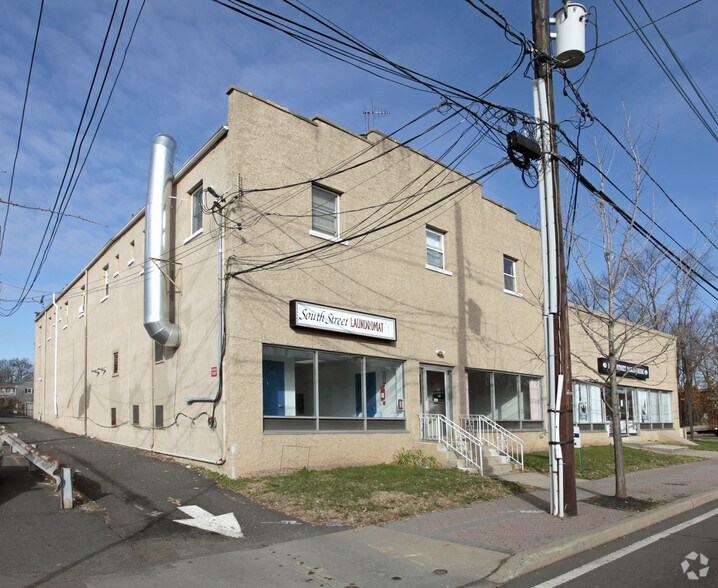 More Photos Of 440 S Main St, Manville Apartments For Lease