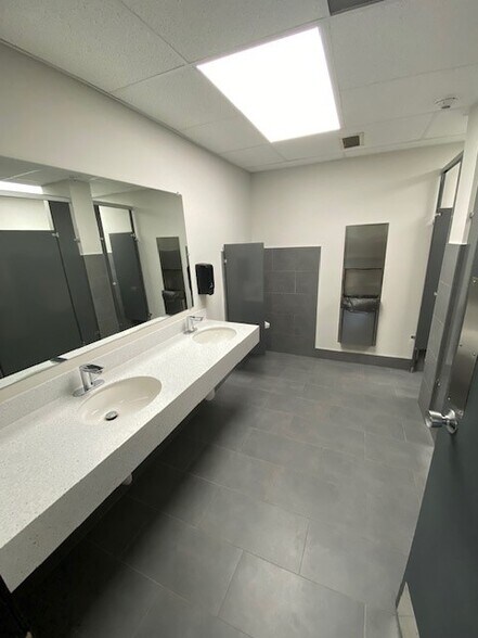 More Photos Of 333 Littleton Rd, Parsippany Office For Lease