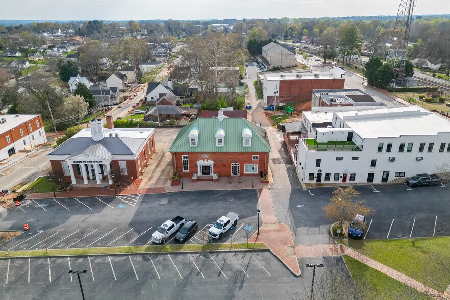 More Photos Of 55 Scott St, Buford Office For Lease