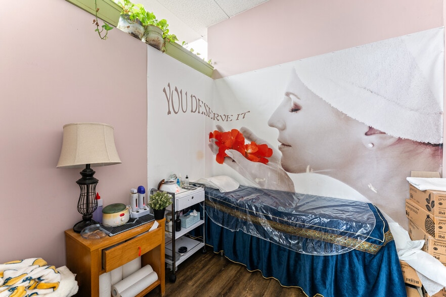 More Photos Of 2502 Palisade Ave, Weehawken Storefront Retail Residential For Sale