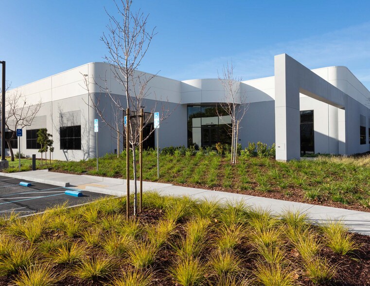 Primary Photo Of 6550 Dumbarton Cir, Fremont Manufacturing For Lease