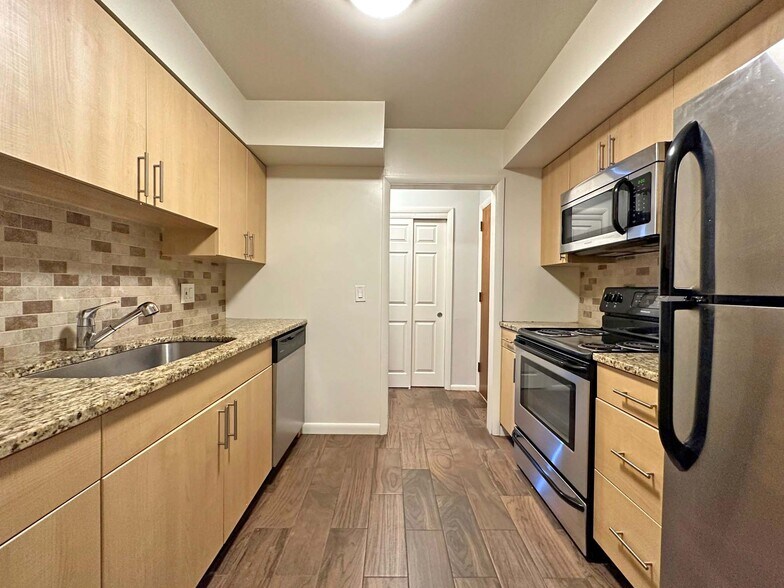 More Photos Of 200 Spruce St, Doylestown Multifamily For Sale