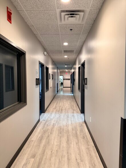 More Photos Of 604 W Warner Rd, Chandler Medical For Sale