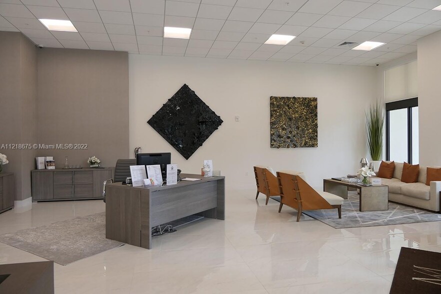 More Photos Of 301 Altara Ave, Coral Gables Apartments For Sale