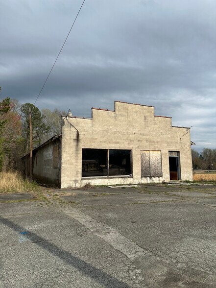 More Photos Of 5530 Old US Highway 52, Lexington Land For Lease
