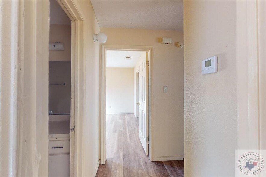 More Photos Of 120 37th st, Texarkana Apartments For Sale