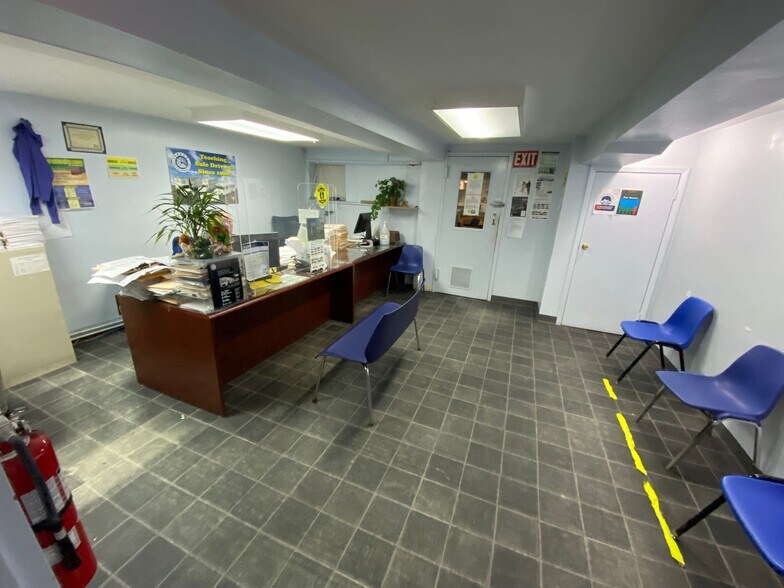 More Photos Of 32-32 Steinway St, Long Island City Loft Creative Space For Lease