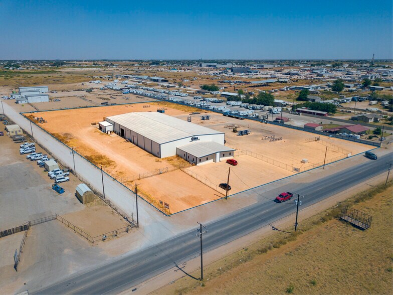 Primary Photo Of 3707 S County Road 1210, Midland Distribution For Lease