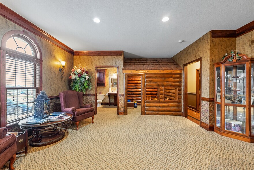 More Photos Of 616 Lana Dr, Cameron Office For Sale