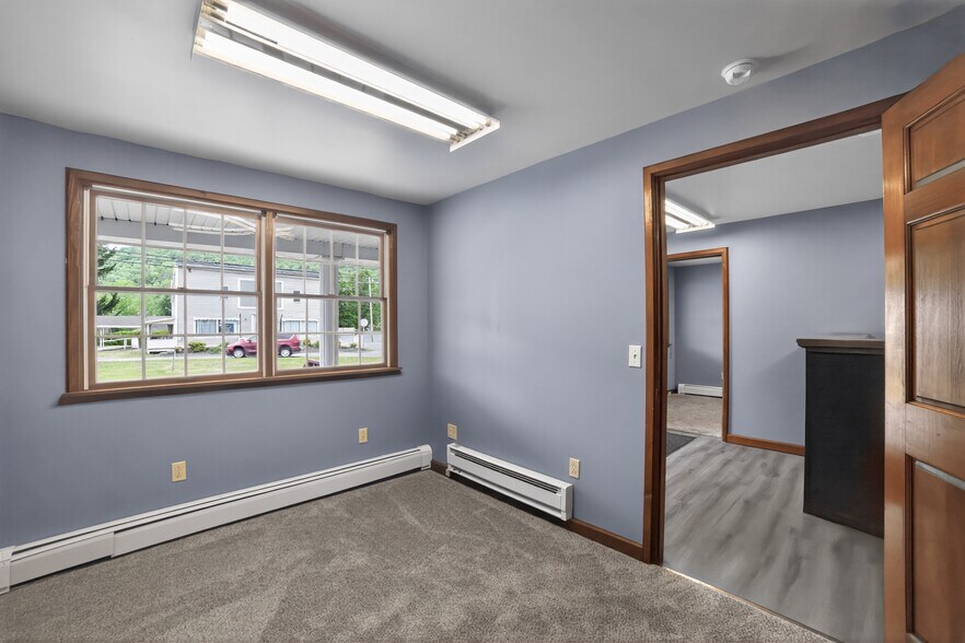 More Photos Of 464 Main St, New Milford Storefront Retail Office For Sale
