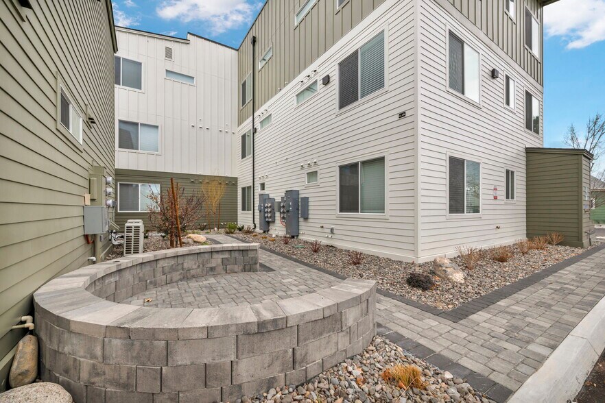 More Photos Of 542 7th St, Sparks Apartments For Sale