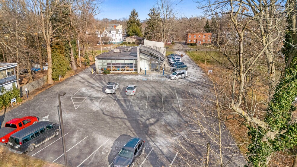 More Photos Of 661 Mahoning Ave NW, Warren Medical For Lease