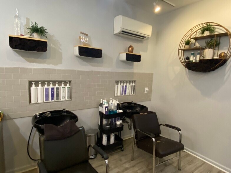 More Photos Of 2903 N Broadway St, Chicago Apartments For Lease