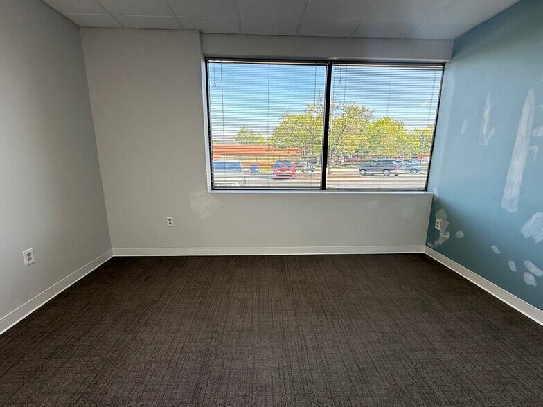 More Photos Of 4351-4395 Nicole Dr, Lanham Research And Development For Lease