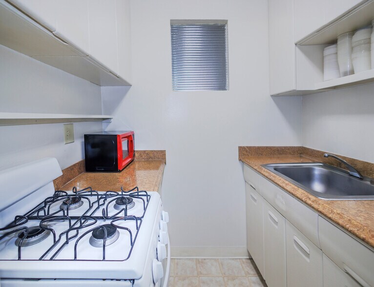 More Photos Of 309-315 Oak Ave, Redwood City Apartments For Sale