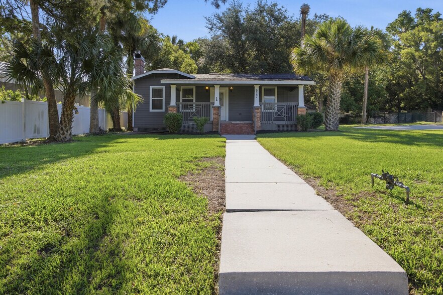 More Photos Of 527 NE 8th Ave, Ocala Office Residential For Sale