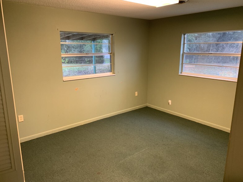 More Photos Of 7280 SW Highway 200, Ocala Office Residential For Lease