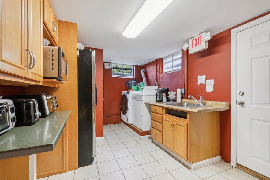 More Photos Of 11 Ramapo Rd, Garnerville Office Residential For Sale