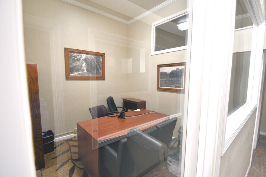 More Photos Of 1932-1940 Ralston Ave, Belmont Storefront Retail Office For Lease