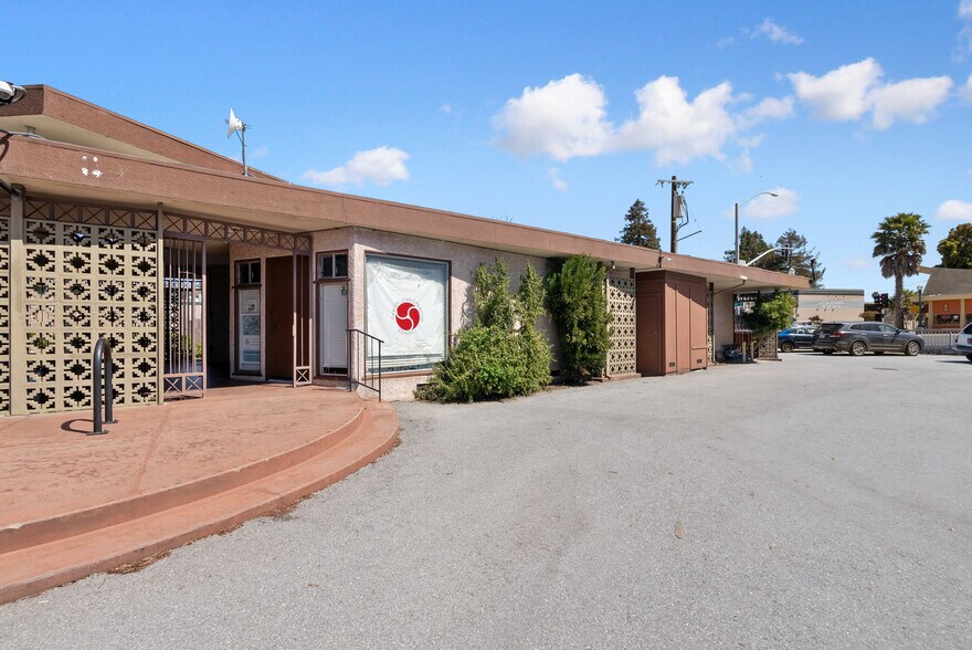 More Photos Of 111 Dakota Ave, Santa Cruz Medical For Sale
