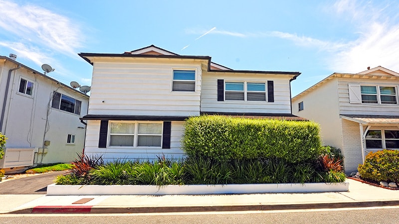 Primary Photo Of 1250 Manhattan Beach Blvd, Manhattan Beach Apartments For Sale