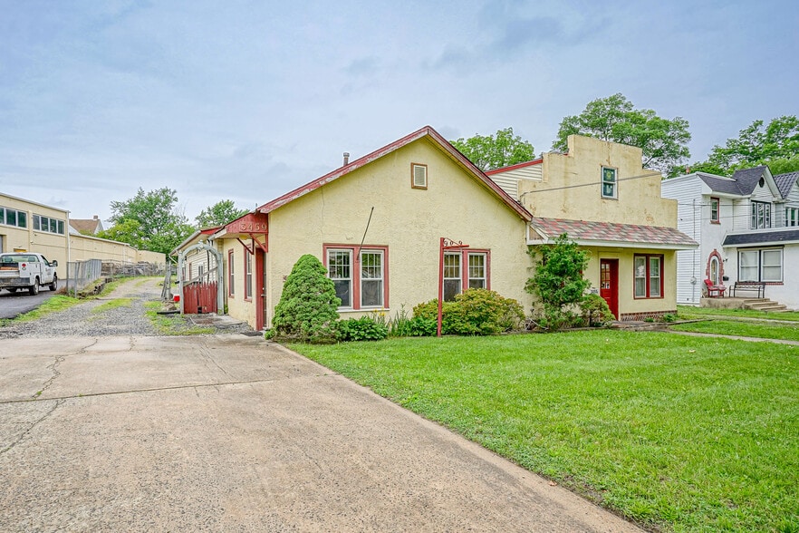 More Photos Of 3459 Norwood Ave, Pennsauken Service For Sale