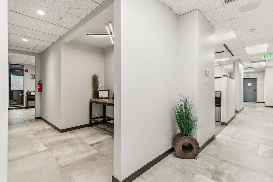 More Photos Of 7108 S Alton Way, Englewood Flex For Sale
