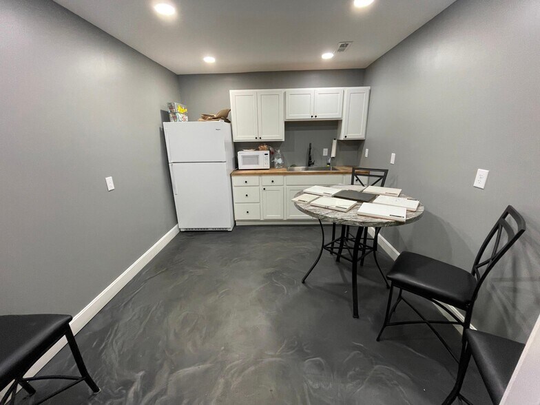 More Photos Of 708 Fairground Rd, Lucasville Land For Sale