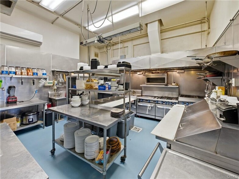 More Photos Of 2927 Spring St, Paso Robles Restaurant For Sale