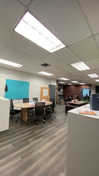 More Photos Of 7200-7216 NW 72nd Ave, Miami Light Distribution For Lease