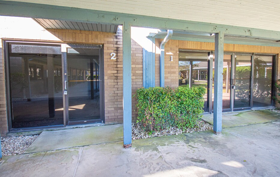 More Photos Of 13414 Medical Complex Dr, Tomball Medical For Lease