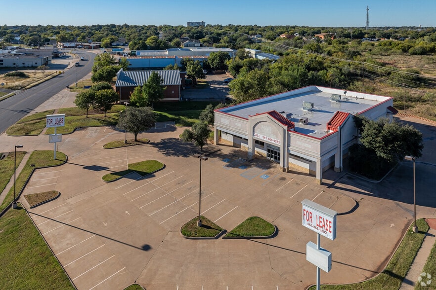 Primary Photo Of 3201 Seymour Hwy, Wichita Falls Drugstore For Lease