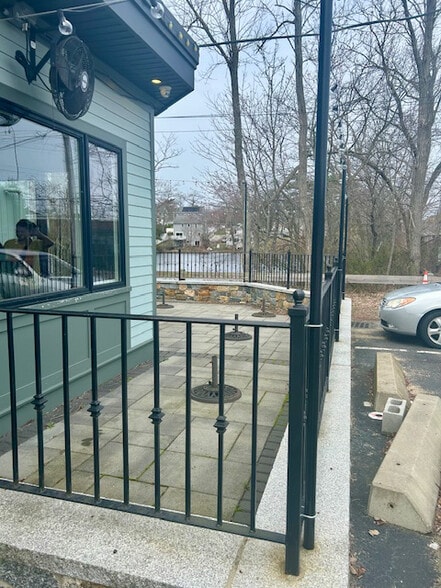 More Photos Of 969 Washington St, Weymouth Bar For Sale