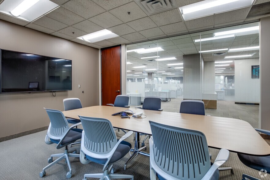 More Photos Of 1295 Northland Dr, Mendota Heights Medical For Lease