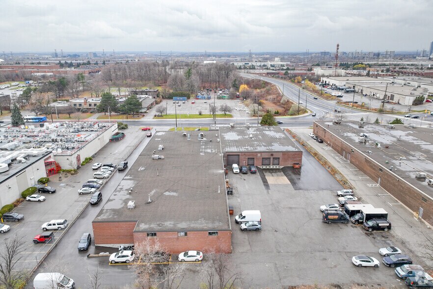 More Photos Of 51 Esna Park Dr, Markham Service For Lease