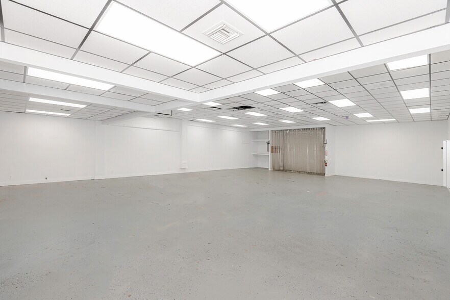 More Photos Of 3650 Coral Ridge Dr, Coral Springs Light Manufacturing For Lease