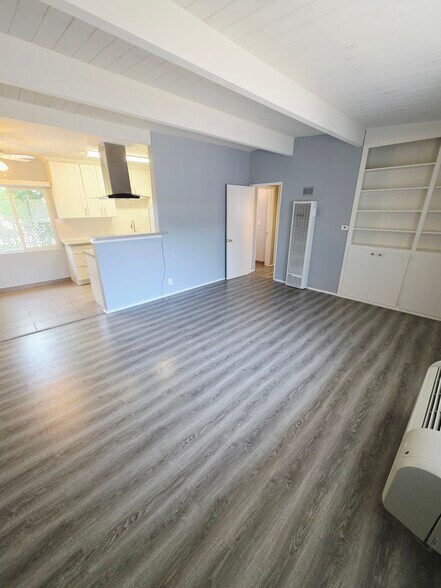 More Photos Of 4133 La Crescenta Ave, La Crescenta Apartments For Sale